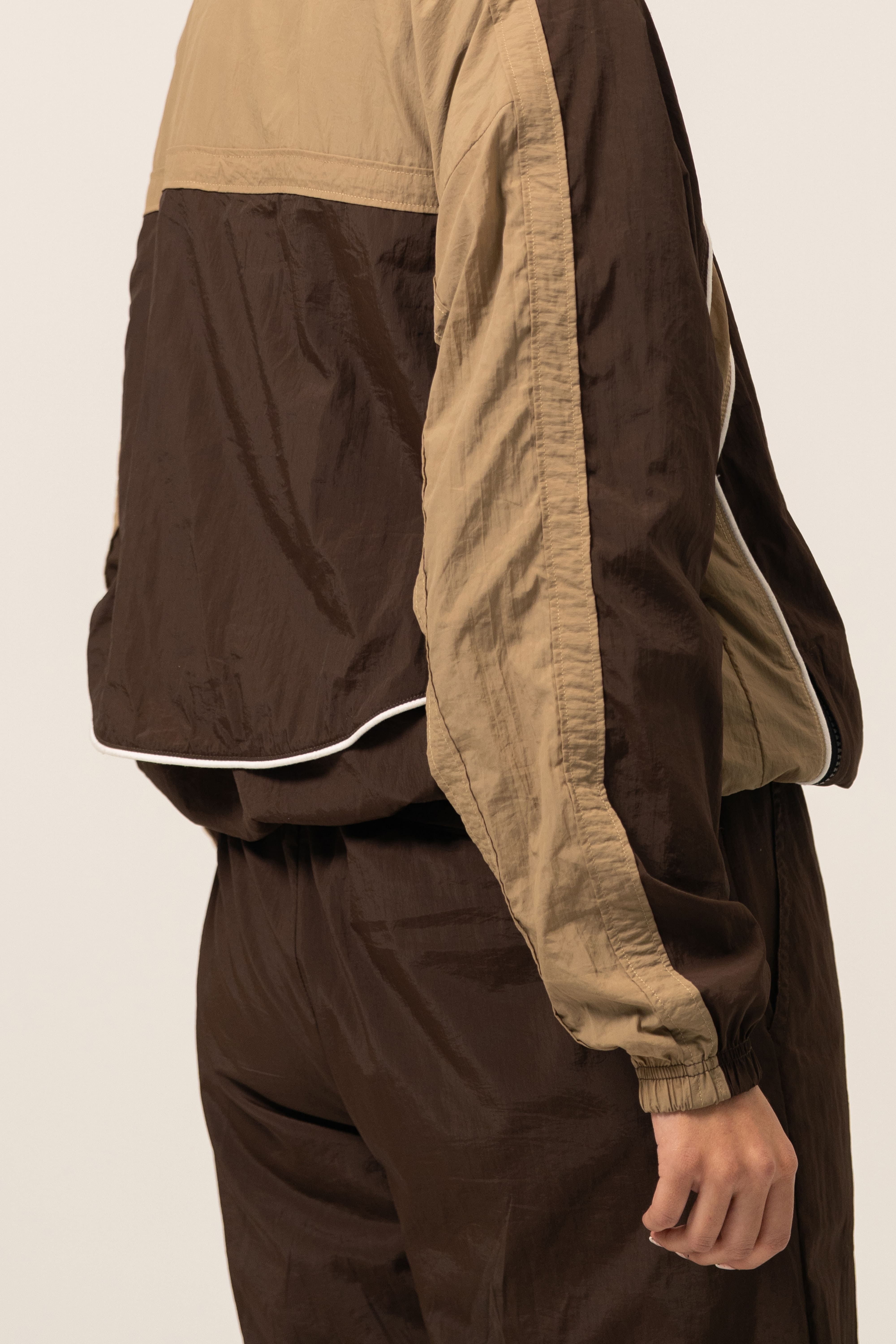 RETRO TRACKSUIT
