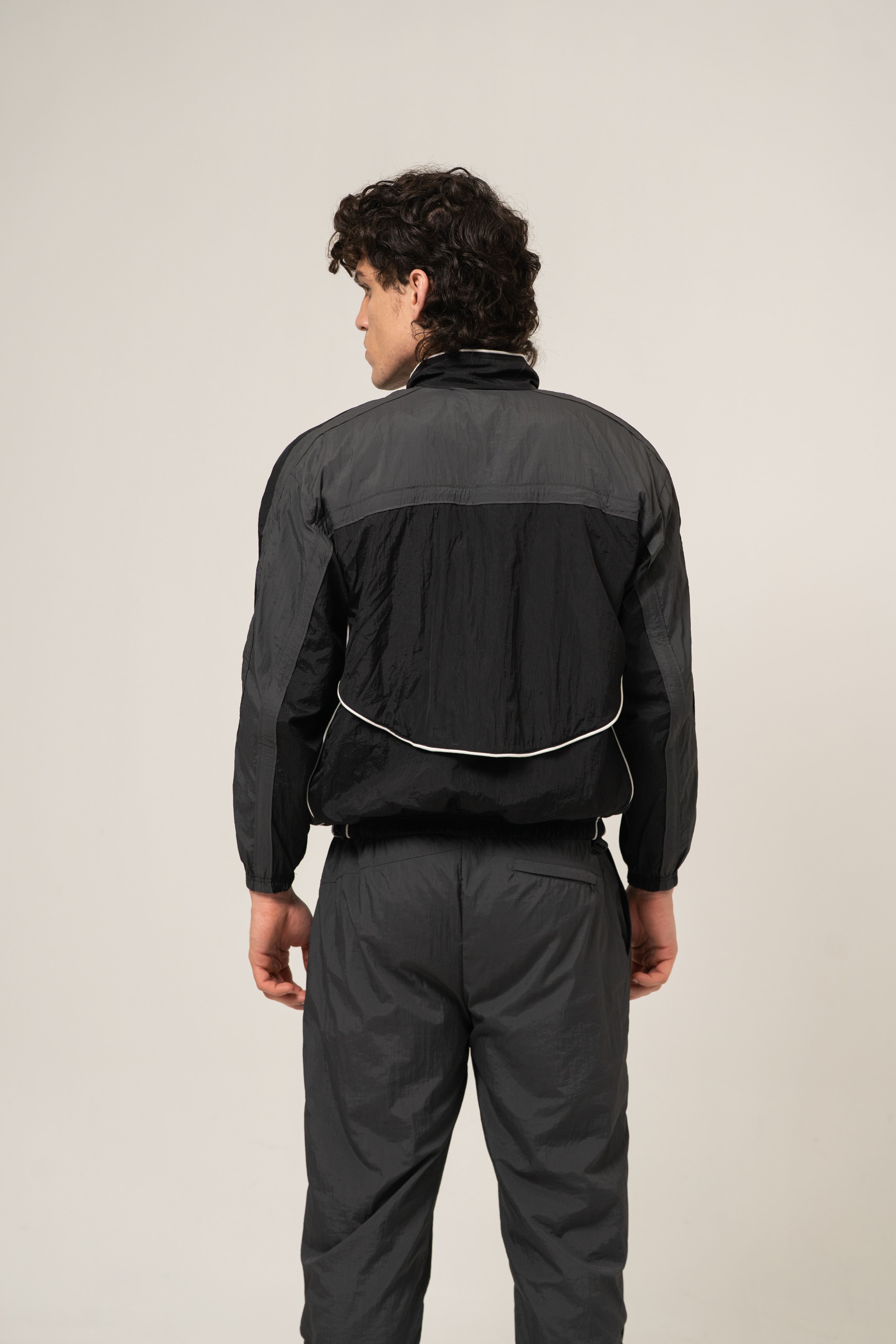 RETRO TRACKSUIT