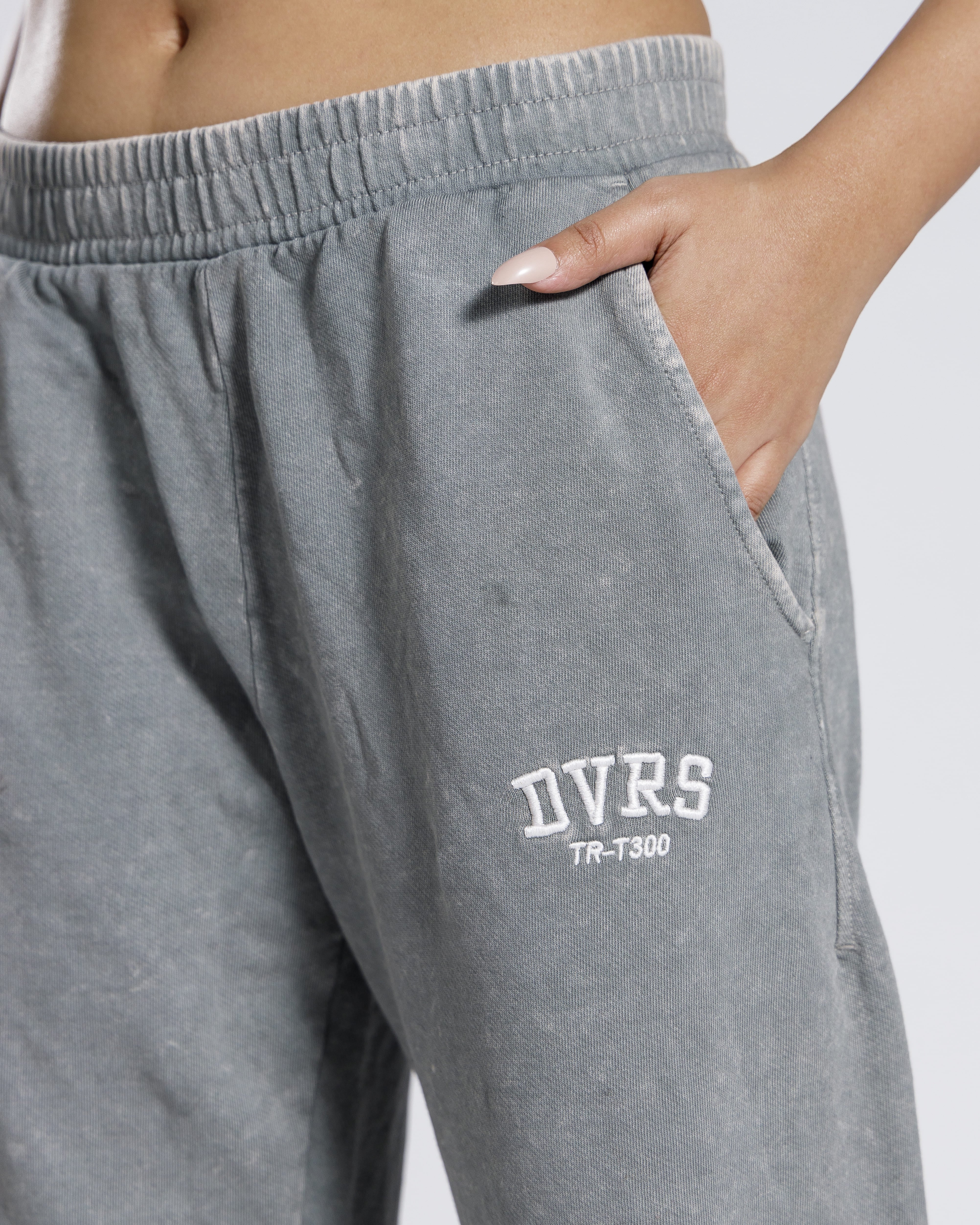 WASHED STRAIGHT LEG TROUSER