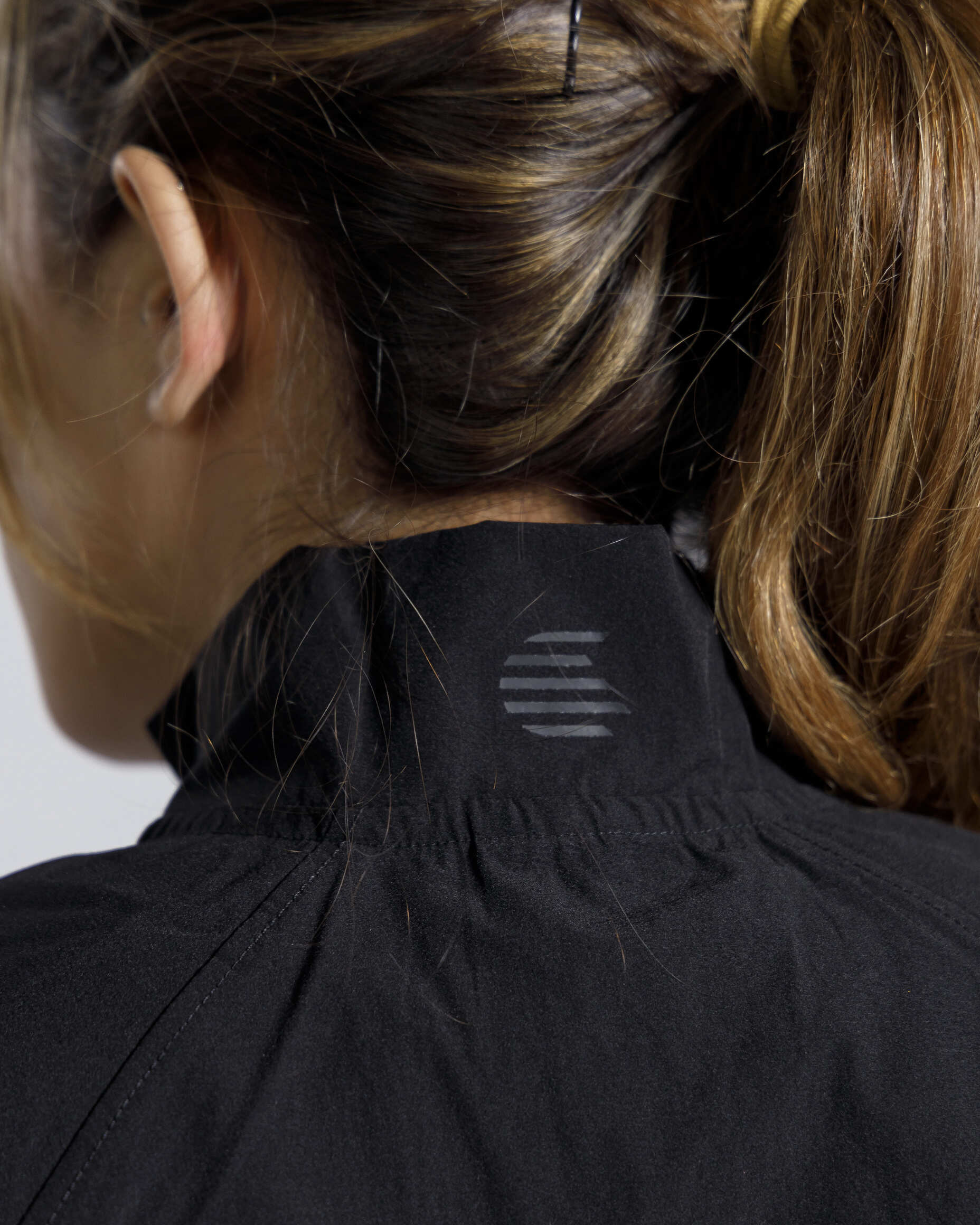 CROPPED TECH JACKET
