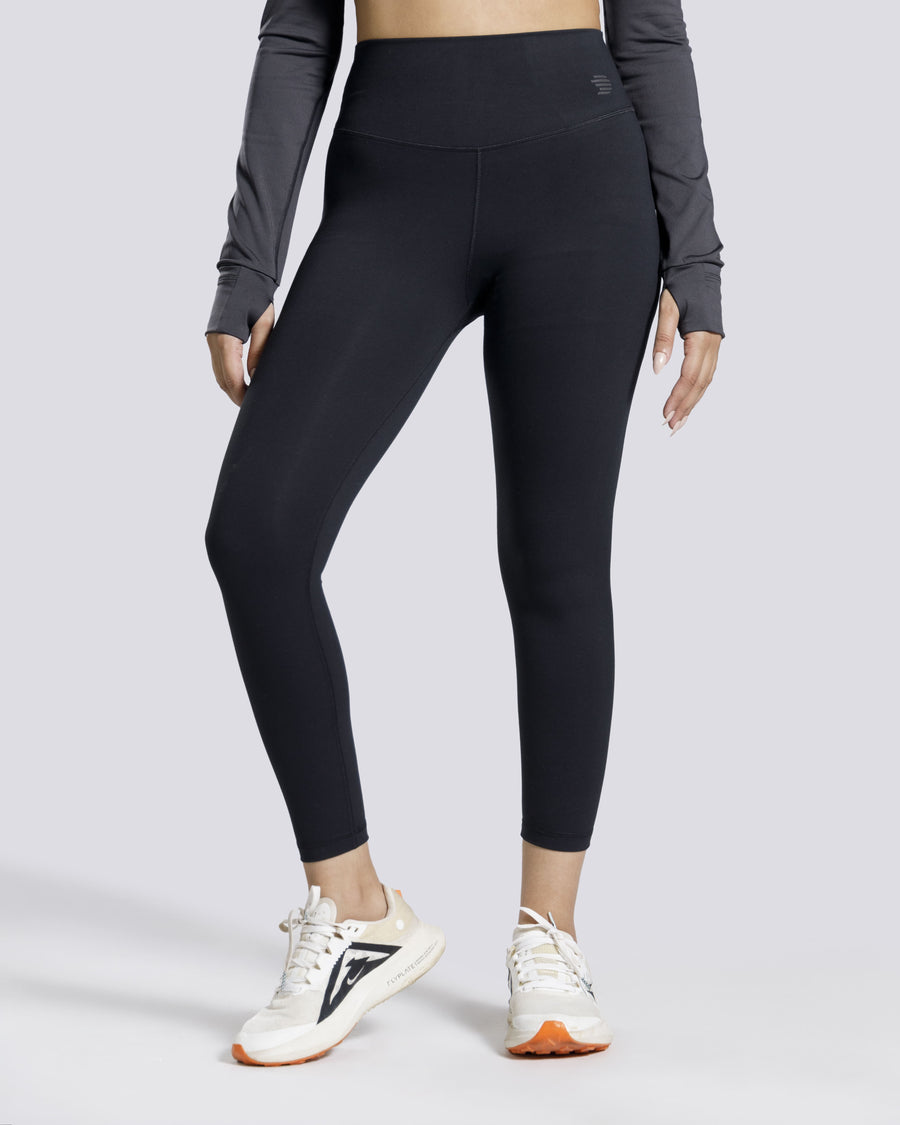 ESSENTIAL YOGA PANTS