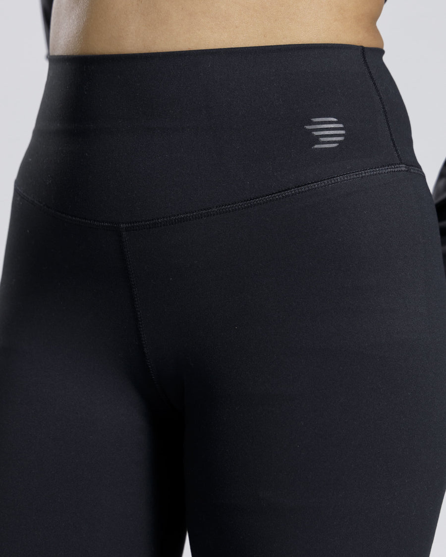 ESSENTIAL YOGA PANTS