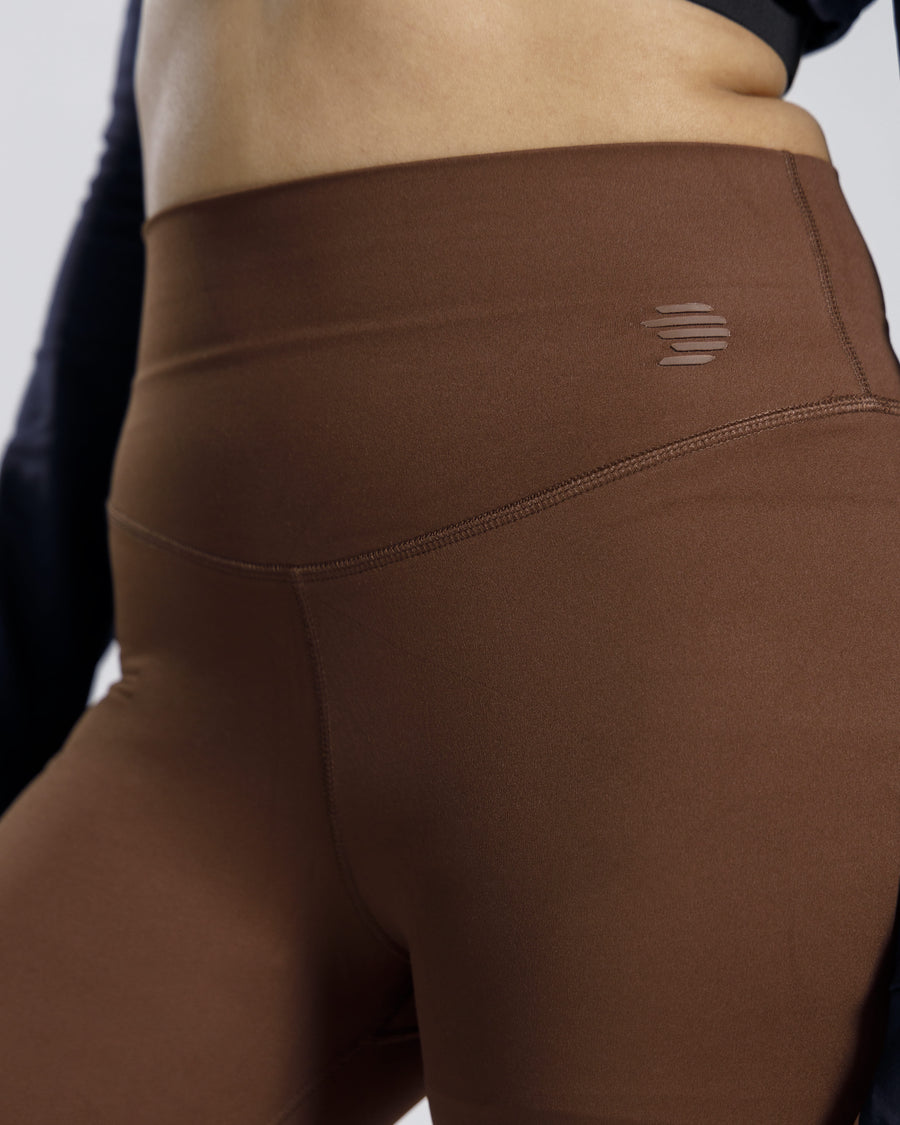ESSENTIAL YOGA PANTS