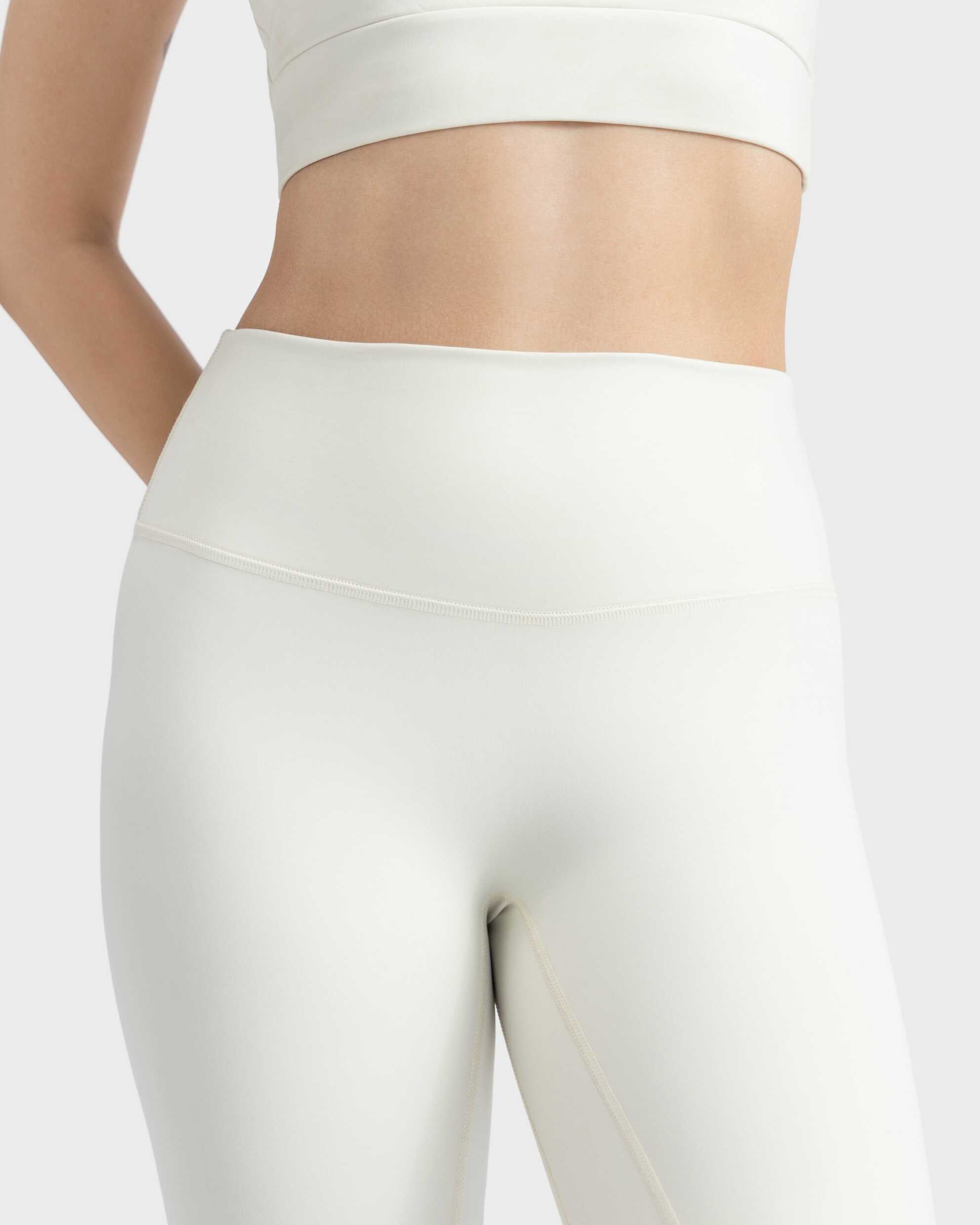 Essential SoftSculpt Leggings