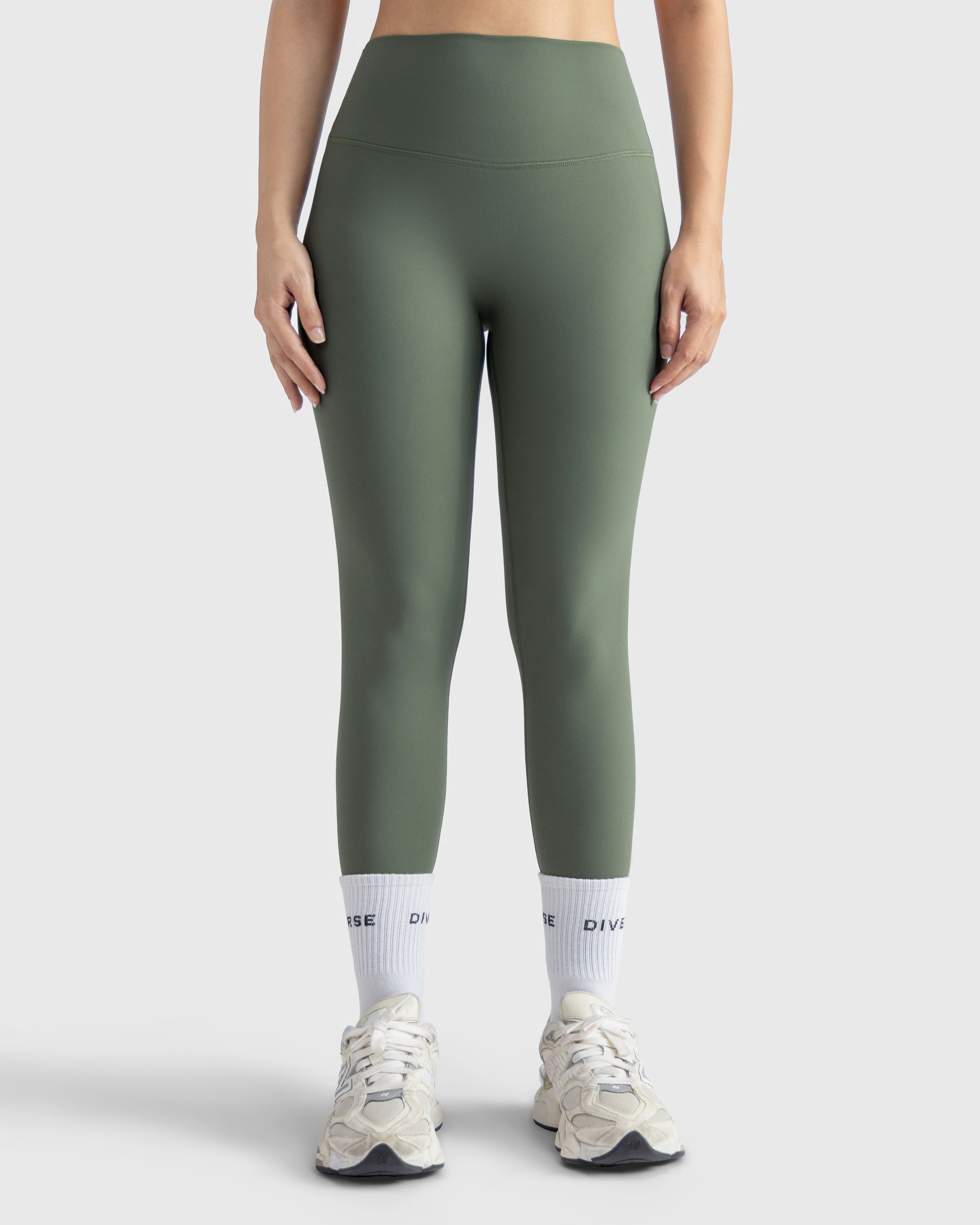 Essential SoftSculpt Leggings