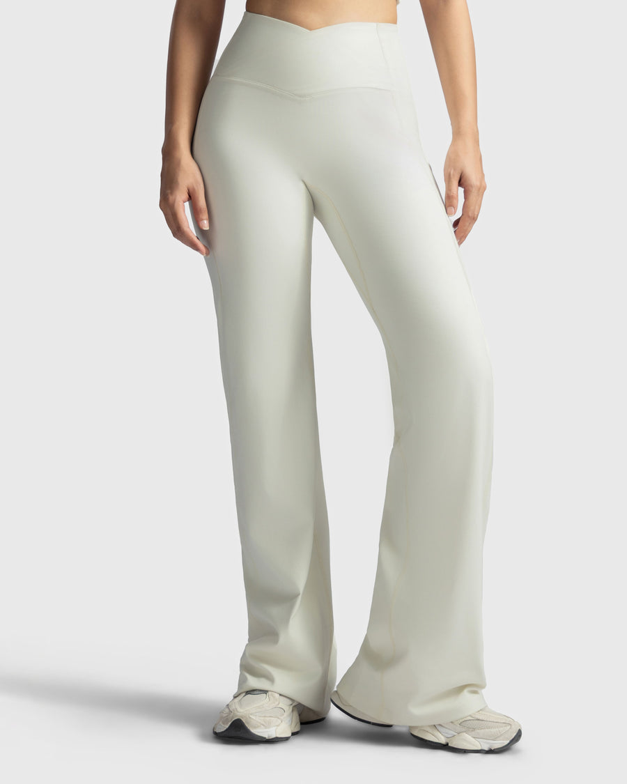 Essential Soft Crosswaist Leggings
