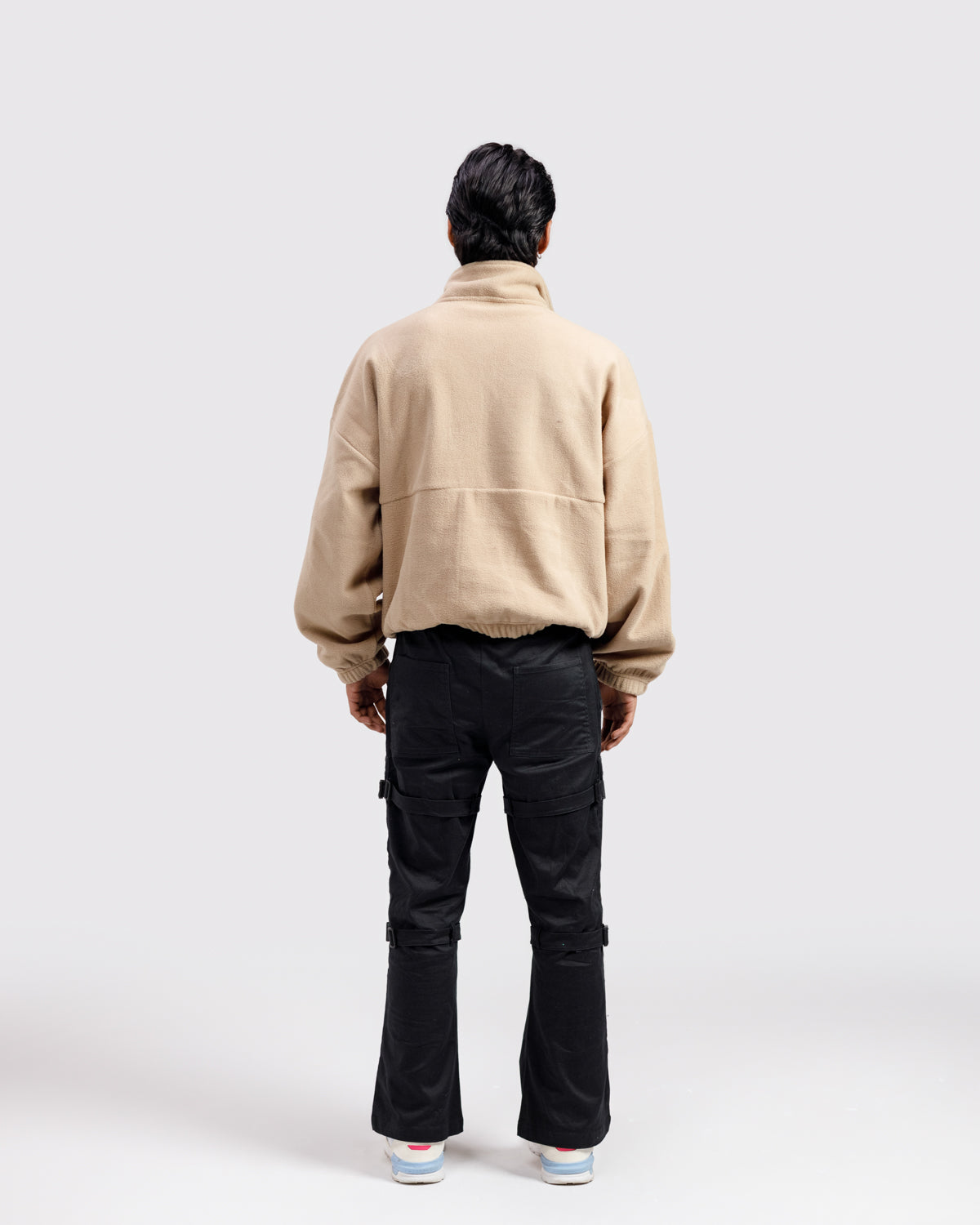 HALF ZIP PULLOVER SWEATSHIRT