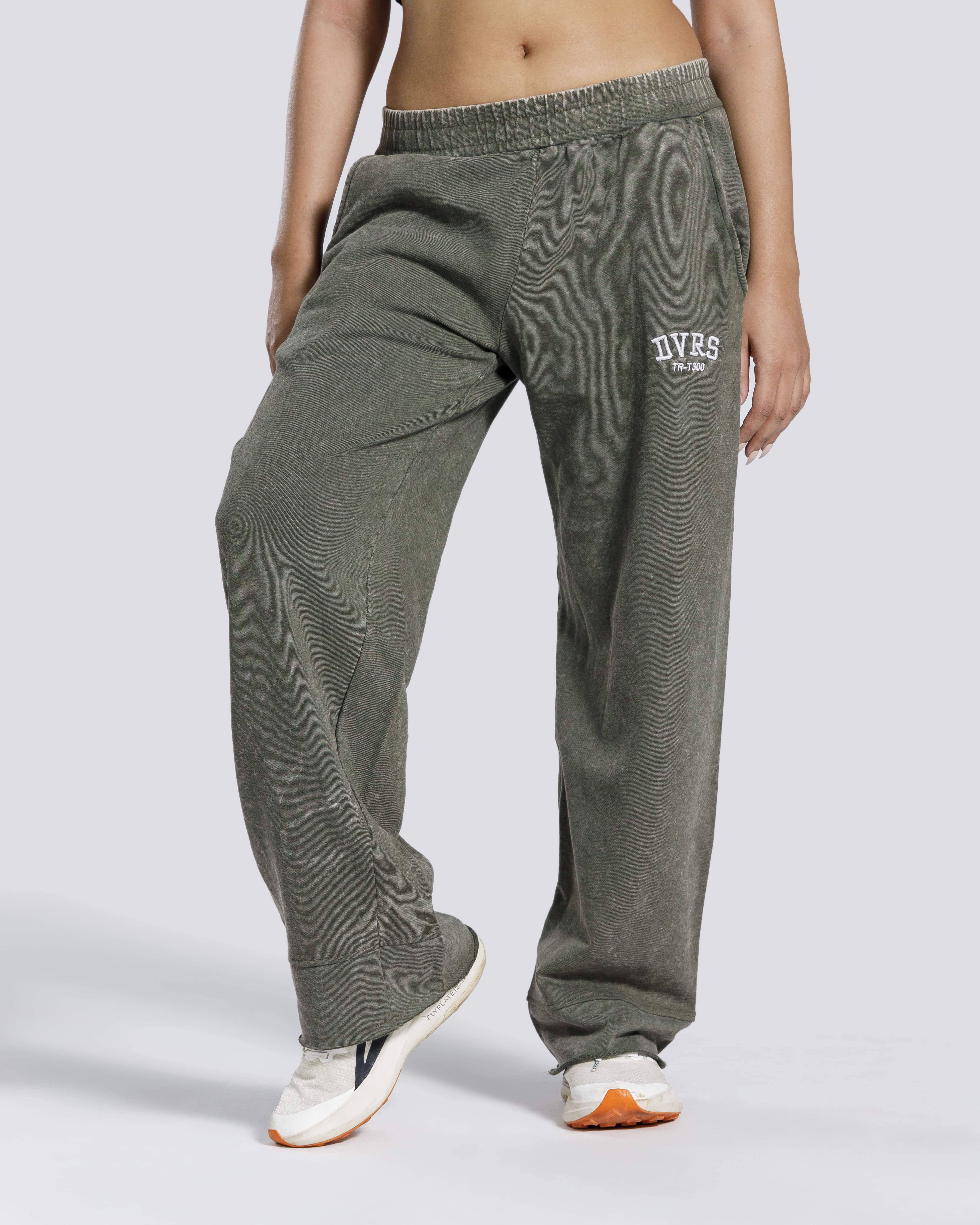 Washed straight leg trousers in olive for women by Diverse Activewear