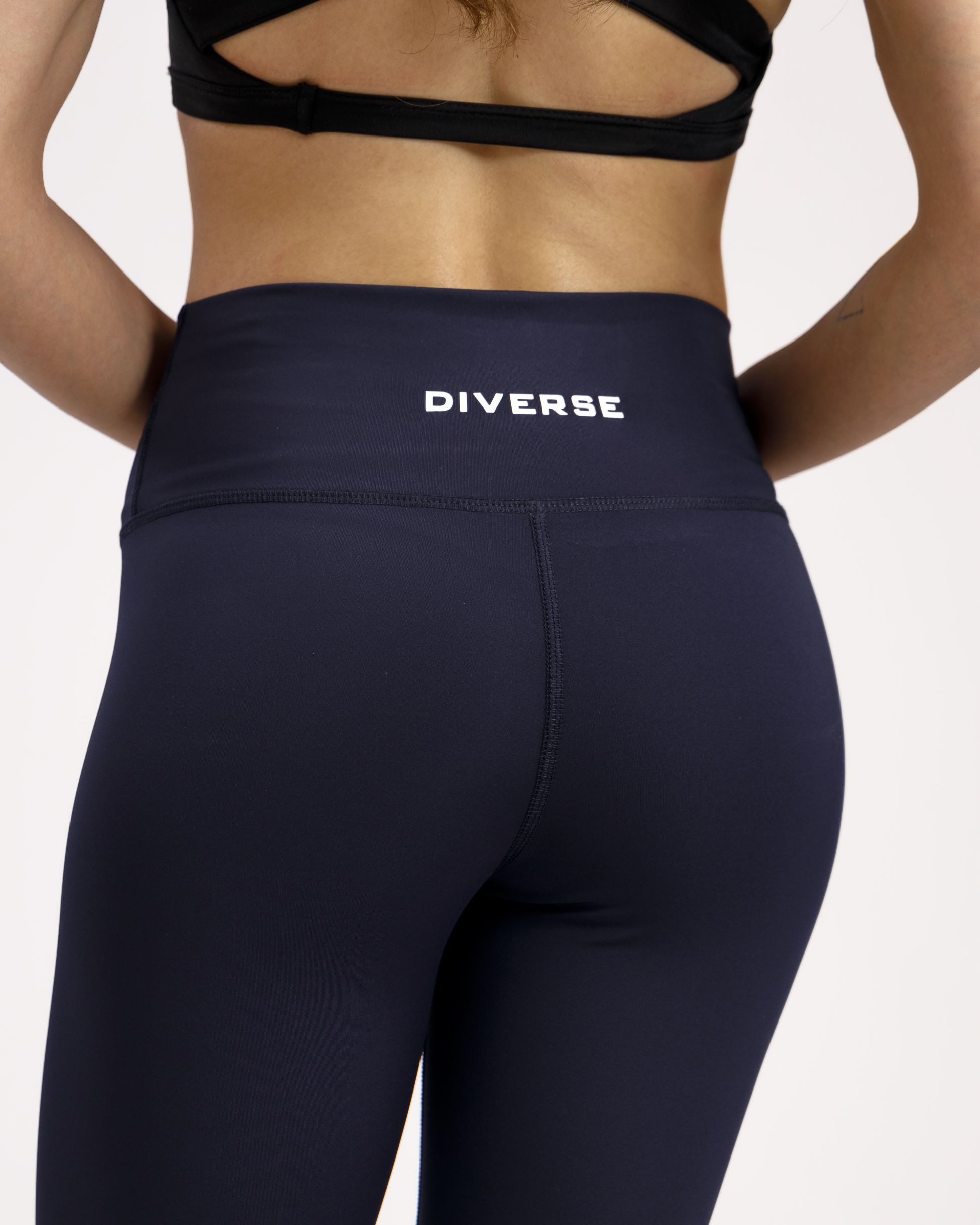 HIGH-WAIST YOGA PANTS
