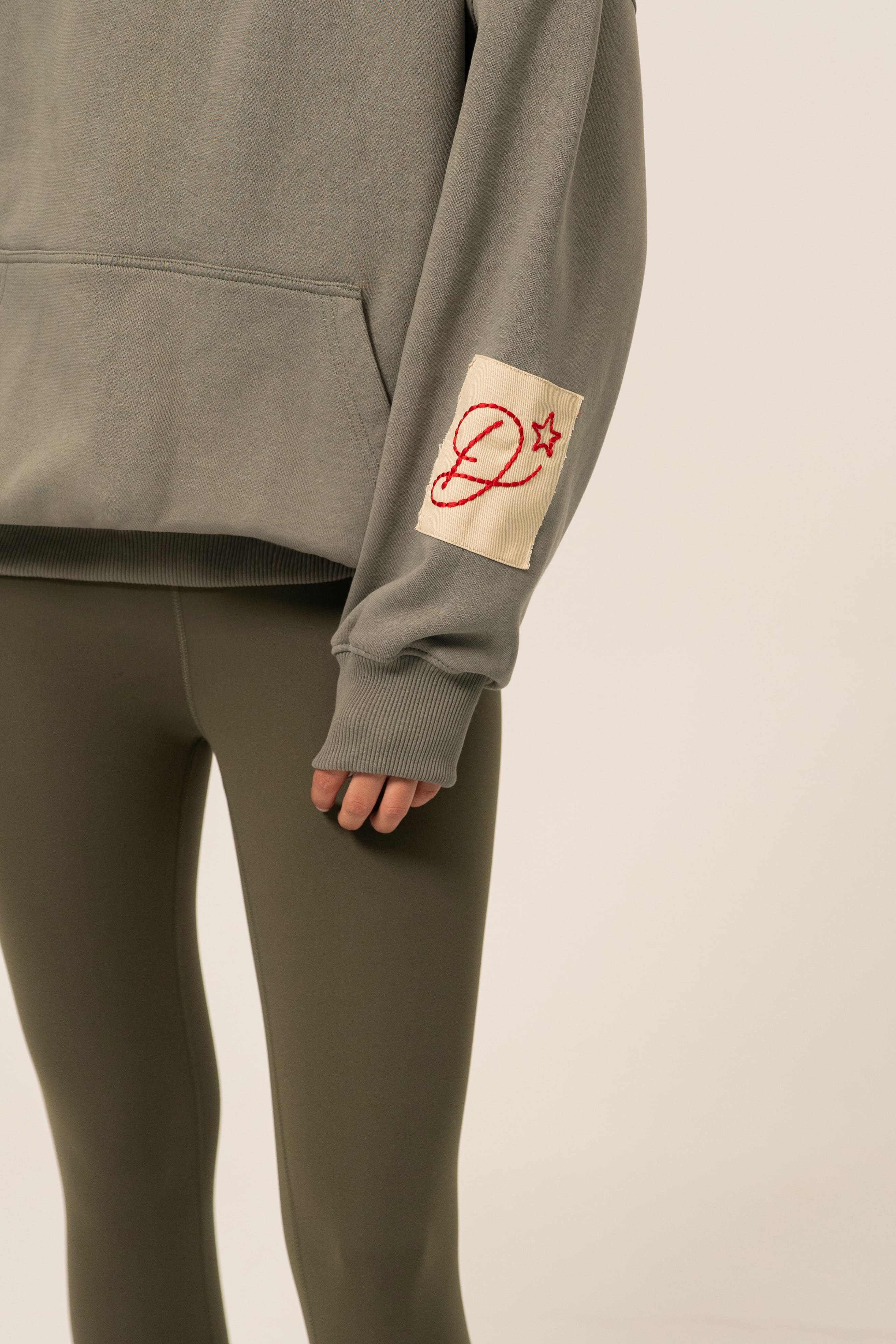 DVRS OVERSIZED HOODIE