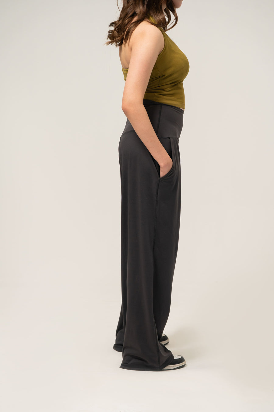 WIDE LEG YOGA PANTS