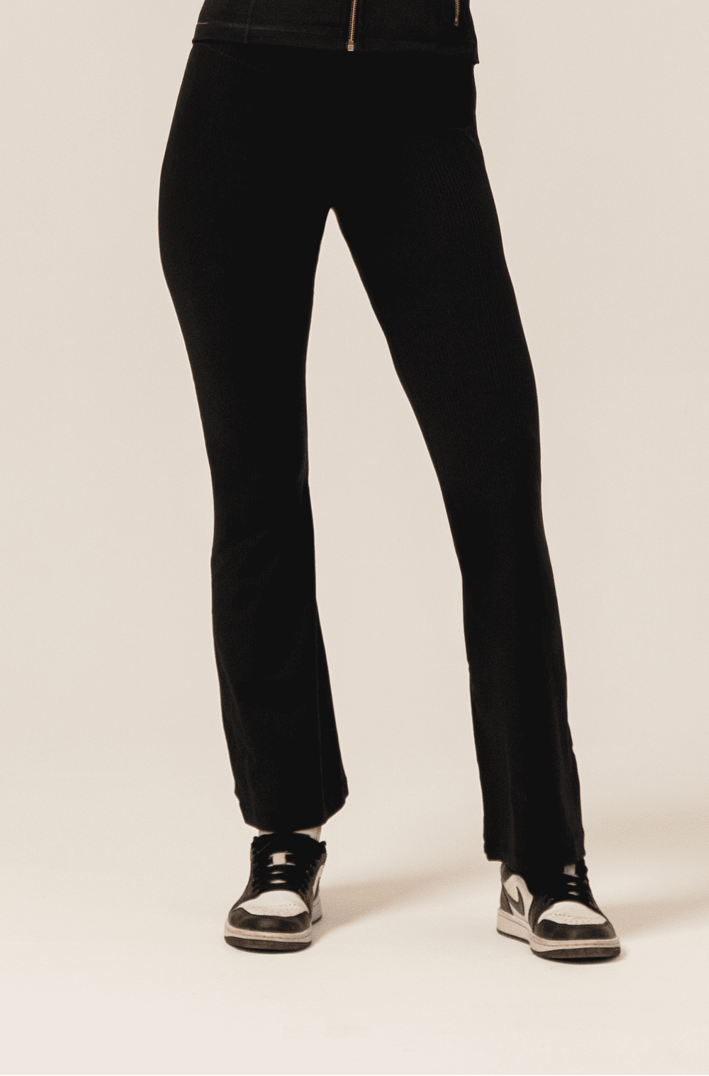 Women Ribbed Flared leggings