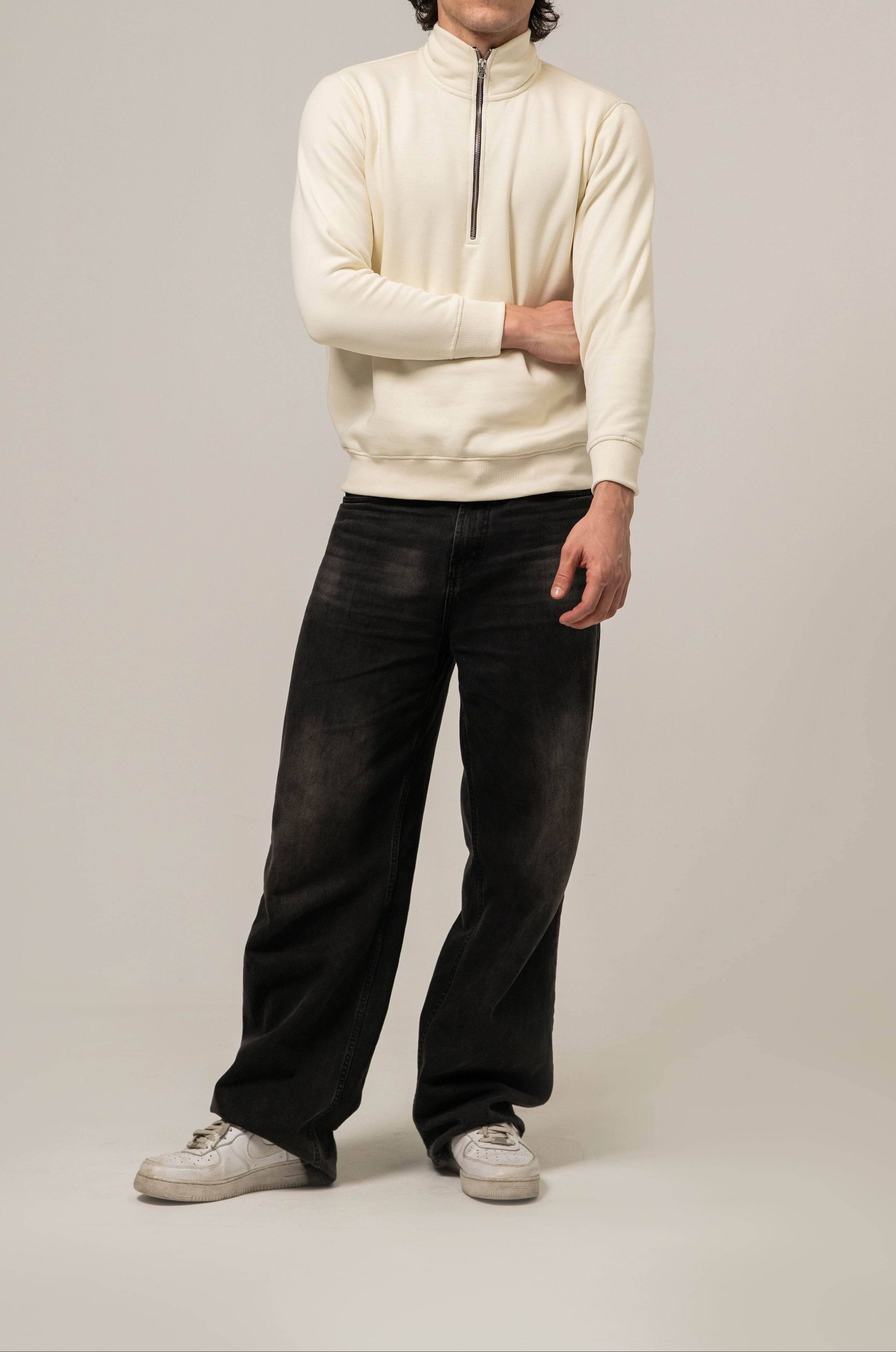 QUARTER ZIP PULLOVER