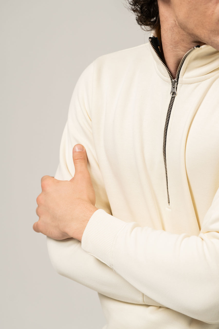 QUARTER ZIP PULLOVER