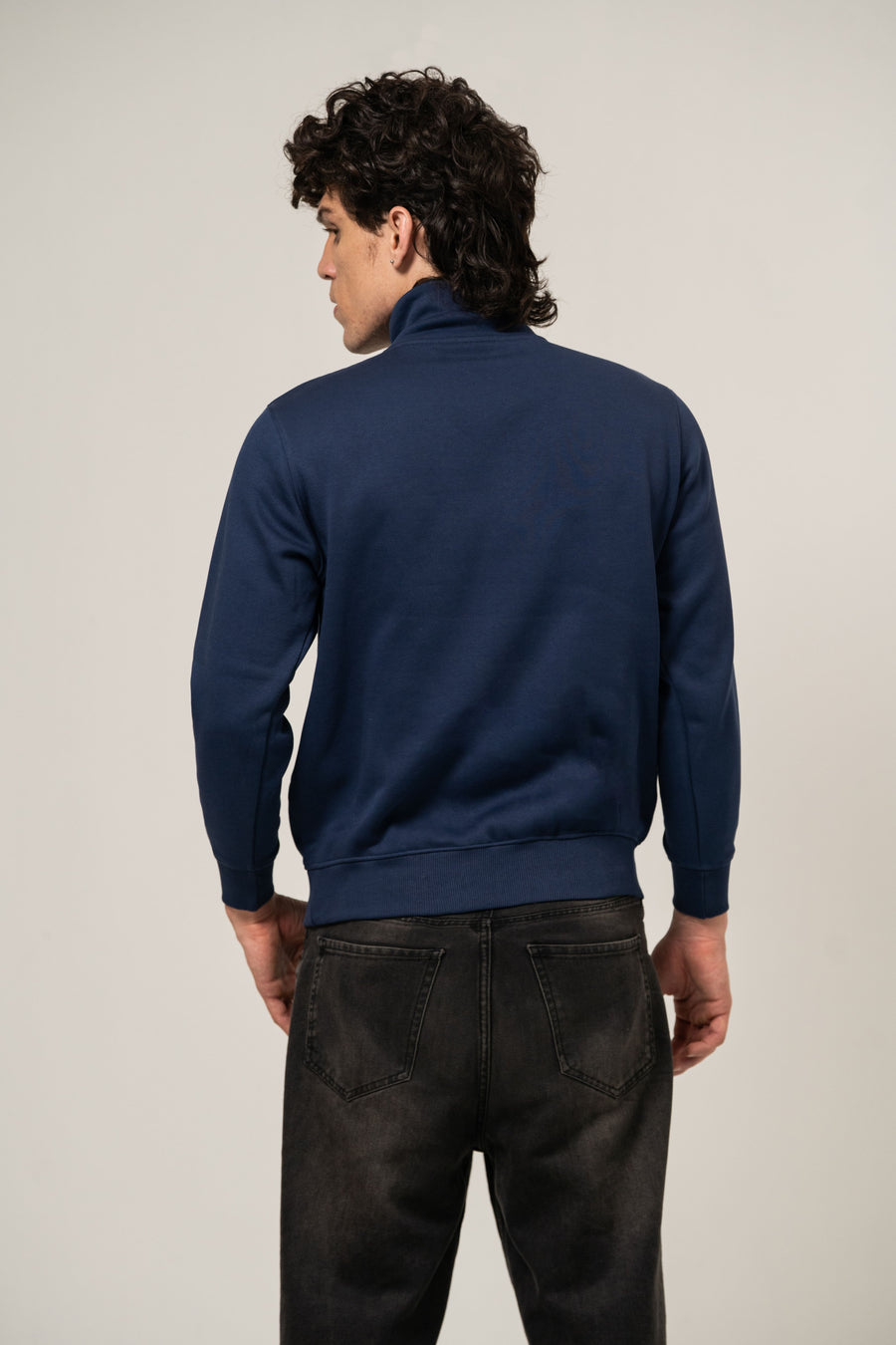 QUARTER ZIP PULLOVER