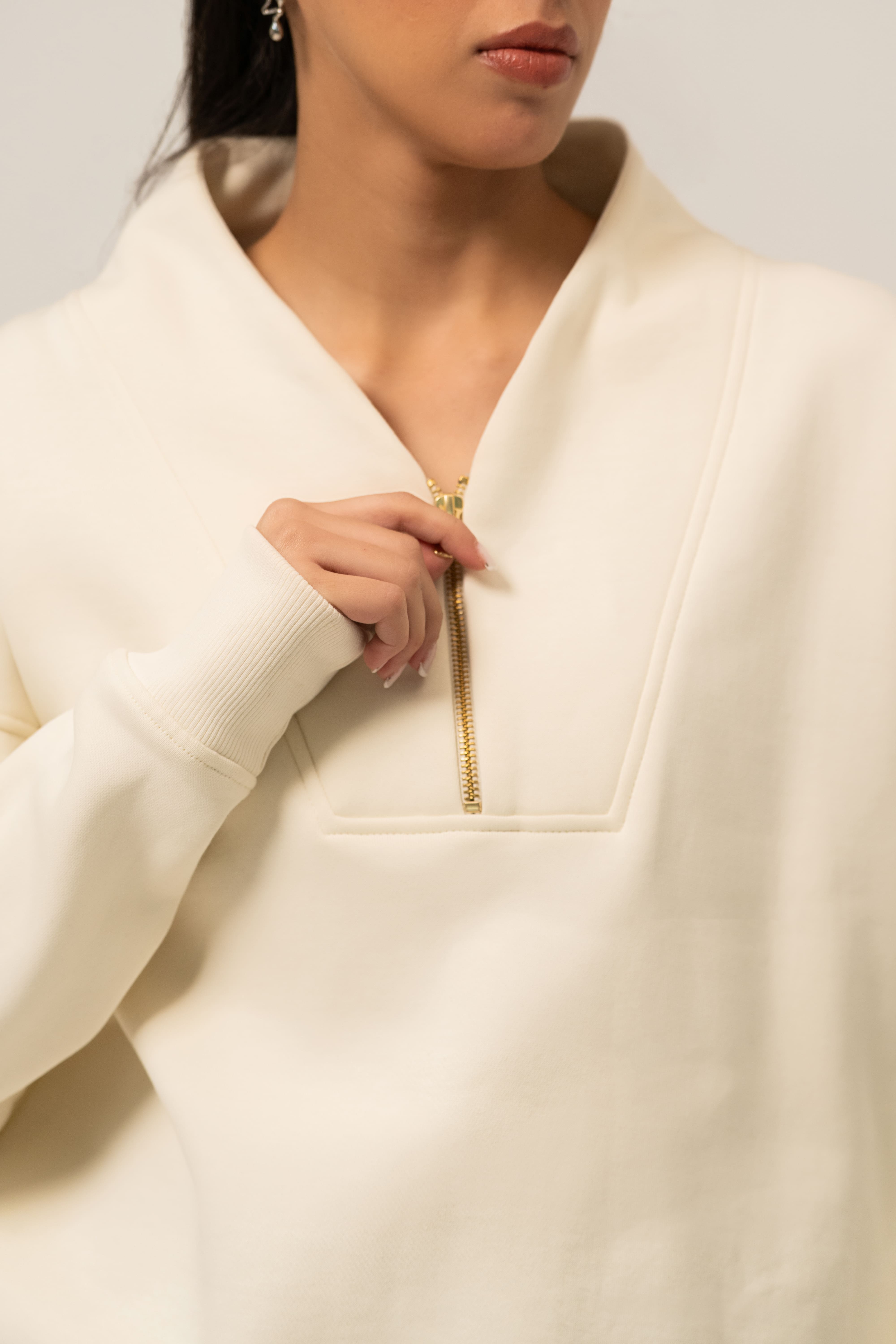 QUARTER ZIP PULLOVER
