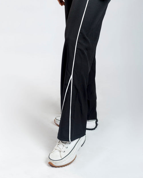 OVERSIZED PANTS