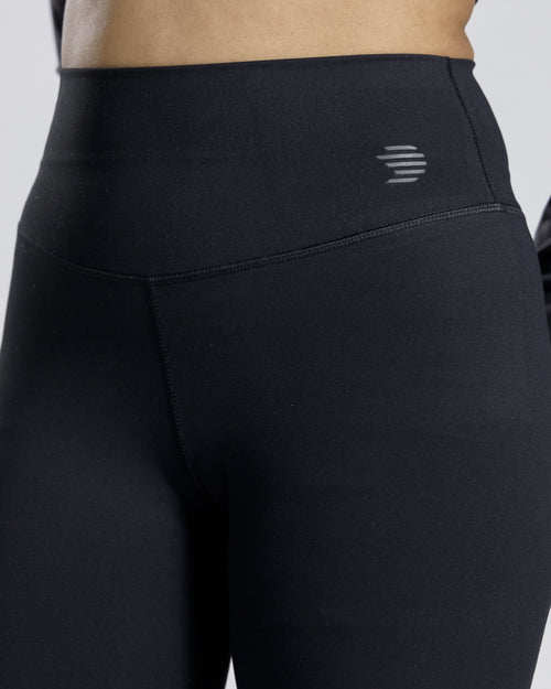 ESSENTIAL YOGA PANTS