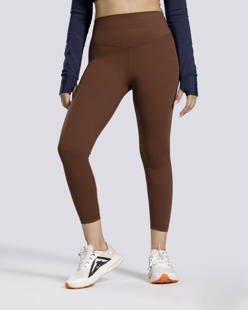 ESSENTIAL YOGA PANTS