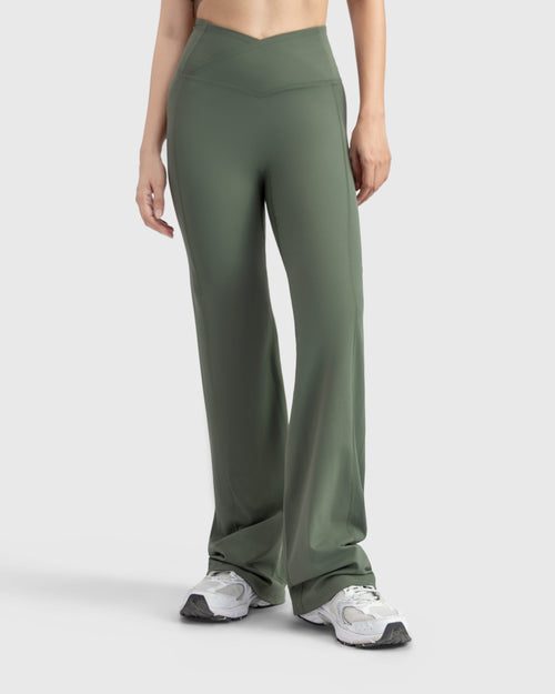 Essential Soft Crosswaist Leggings