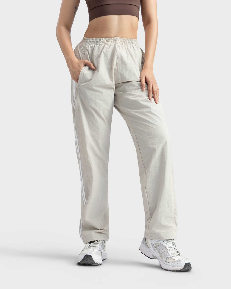 Essential Hybrid Sports Bra