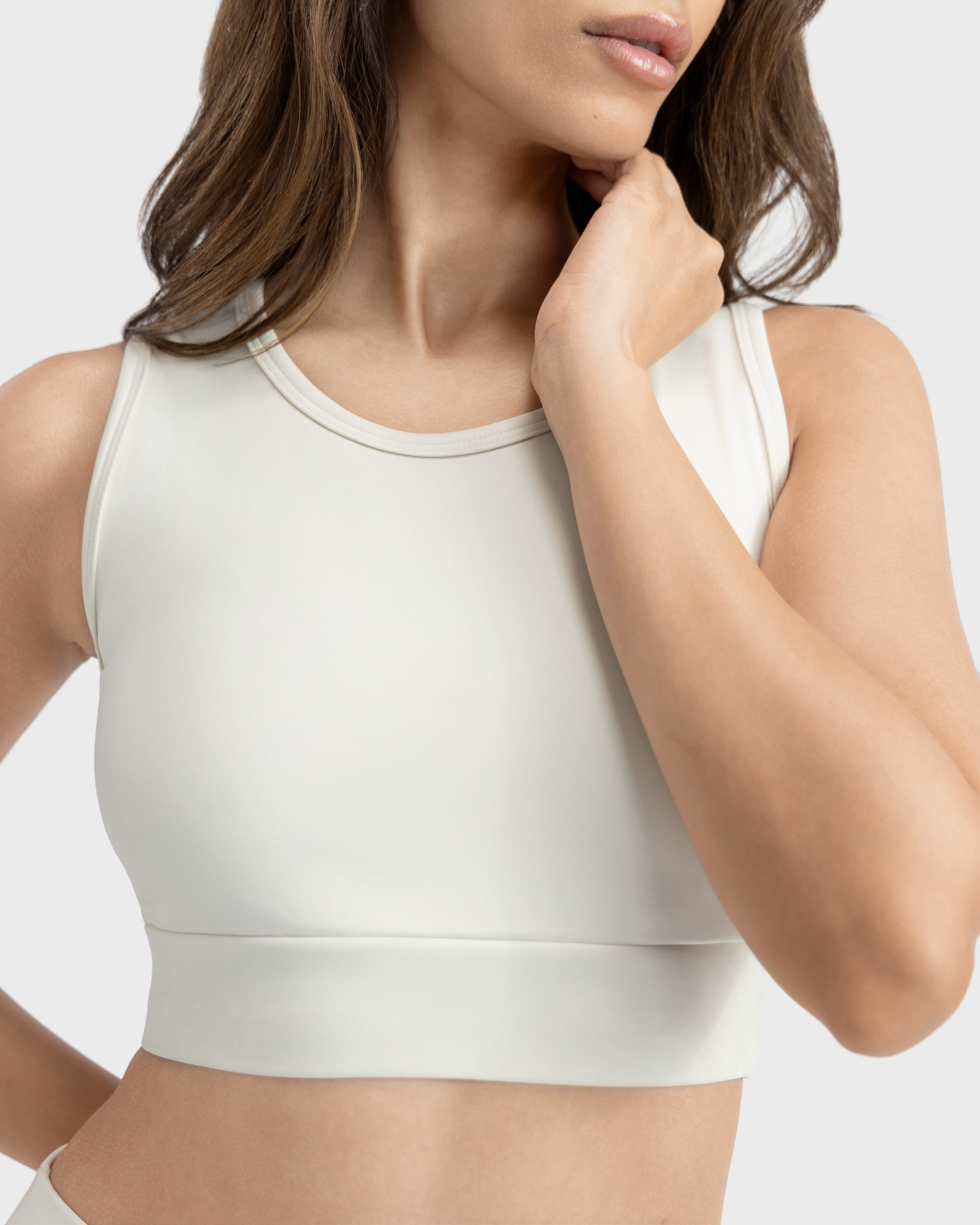 Essential Hybrid Sports Bra