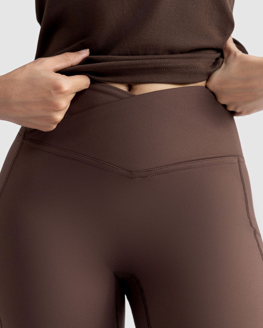 Essential Soft Crosswaist Leggings