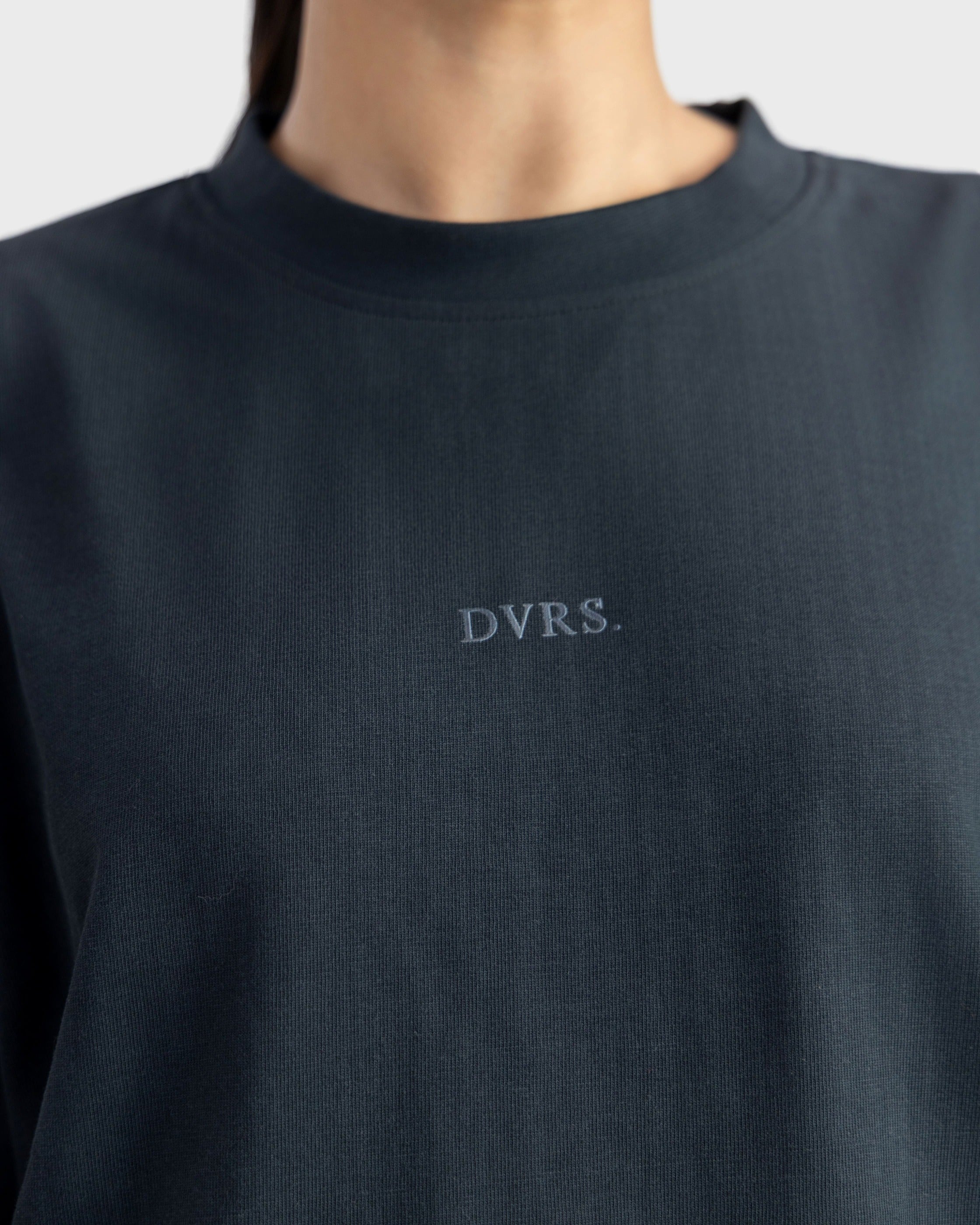 DVRS Modest Longline Tee