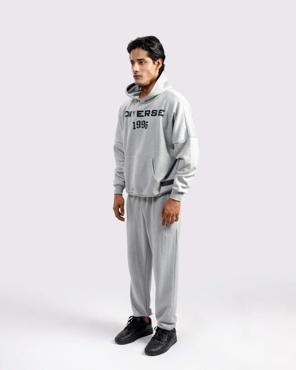 Diverse Jogger Grey