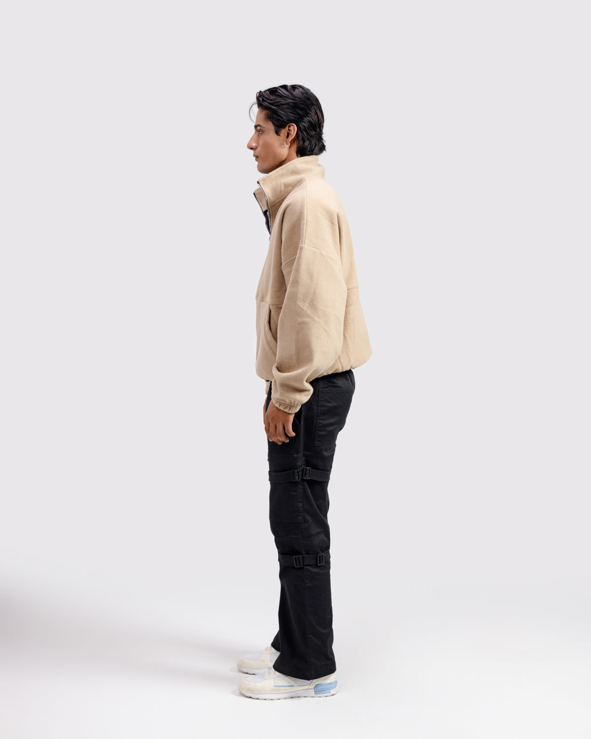 HALF ZIP PULLOVER SWEATSHIRT