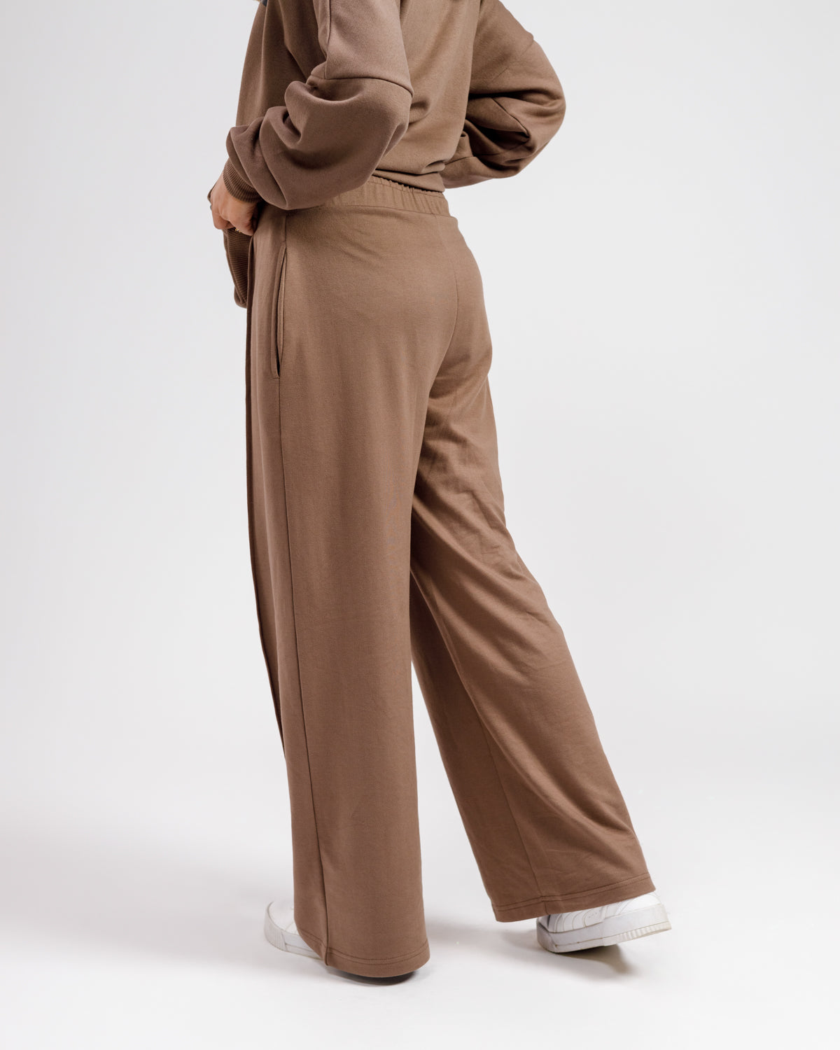 Diverse Oversized Jogger Brown