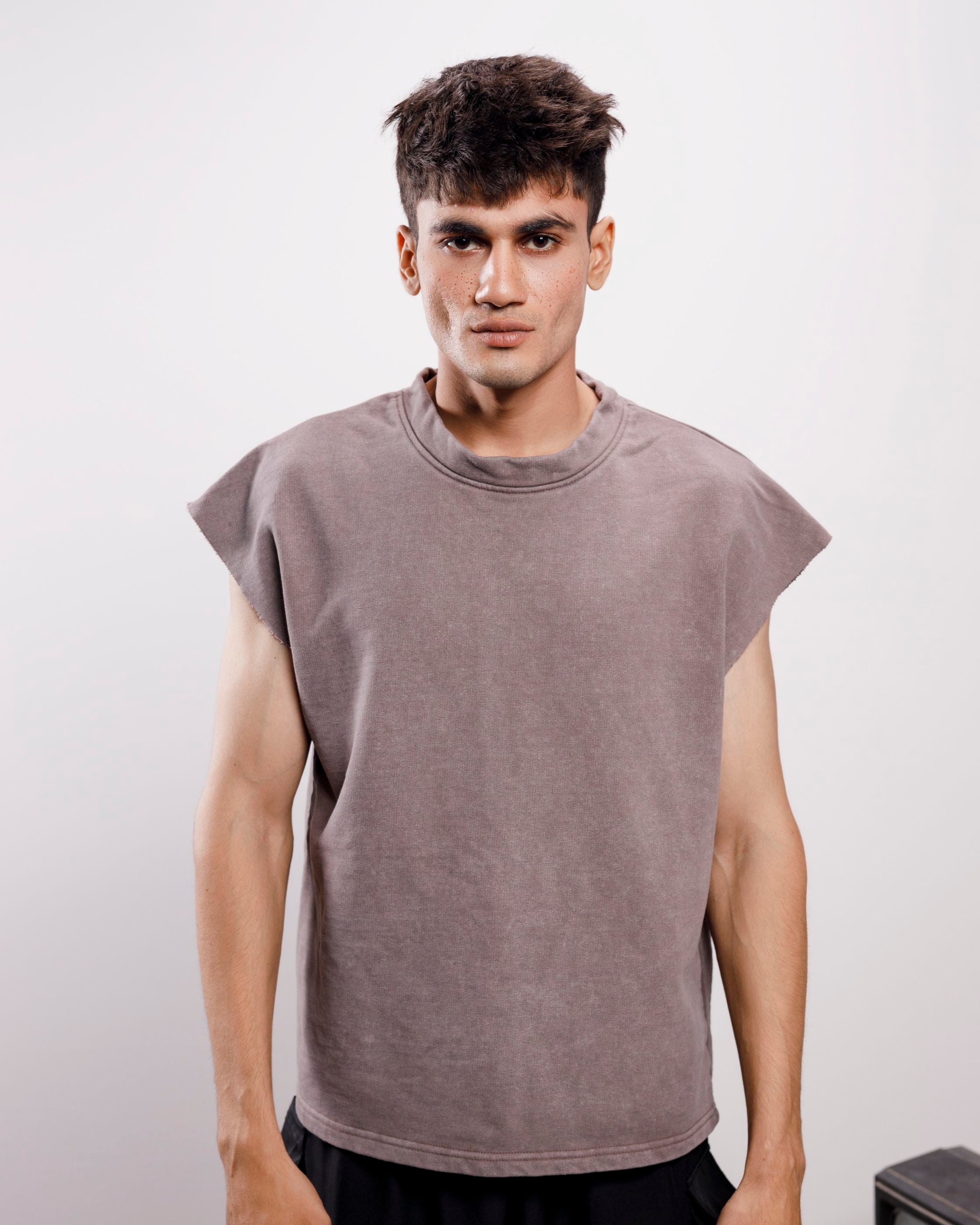 Washed Sleeveless T-shirt