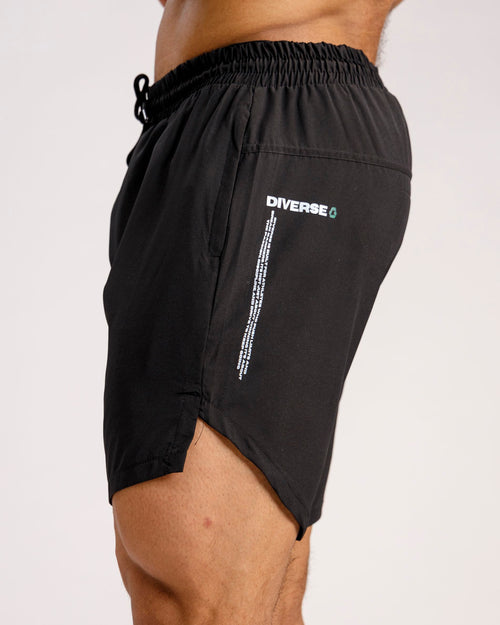 Diverse Motion Shorts